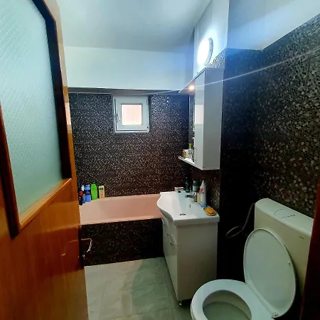 Apartament 2 Camere Zona Casa De Cultura Centru *